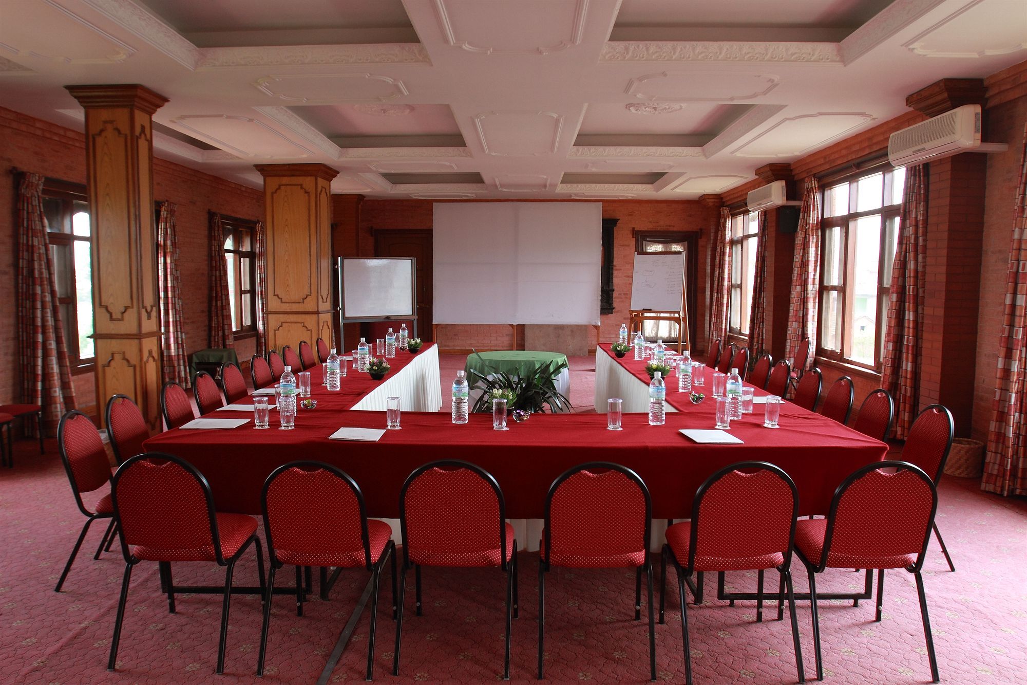 Godavari Village Resort Lalitpur Εξωτερικό φωτογραφία